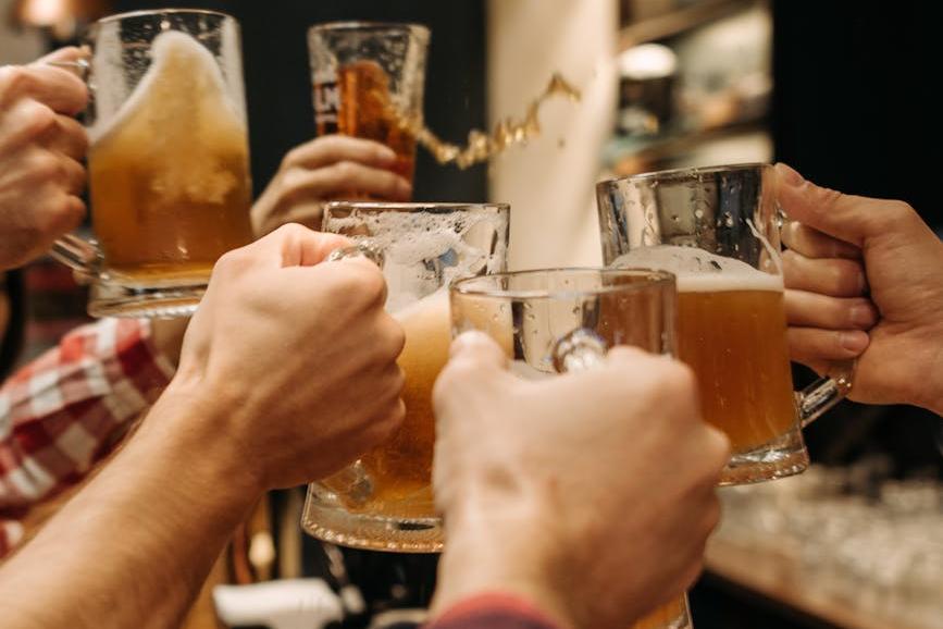 德国啤酒进口全流程代理：单证合规、物流优化与贸易风险管控专家方案
