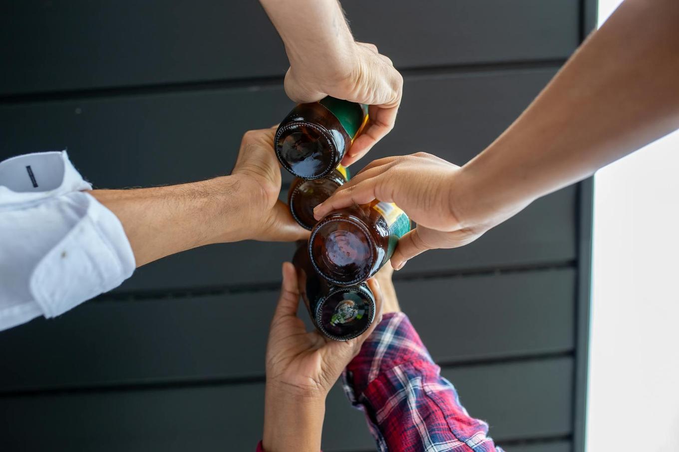 荷兰啤酒进口代理全解析：单证、物流与合规的专业服务指南