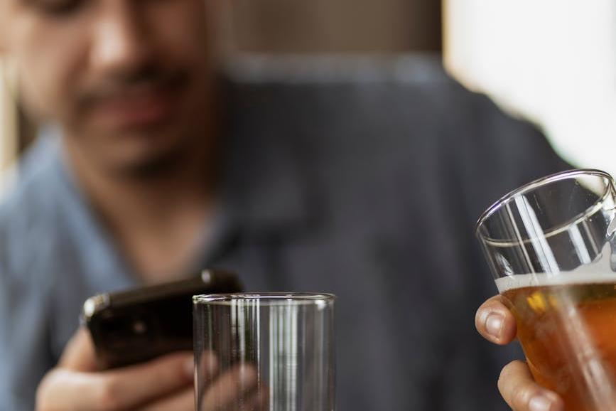 英国精酿啤酒进口代理全攻略：单证、物流与合规操作指南